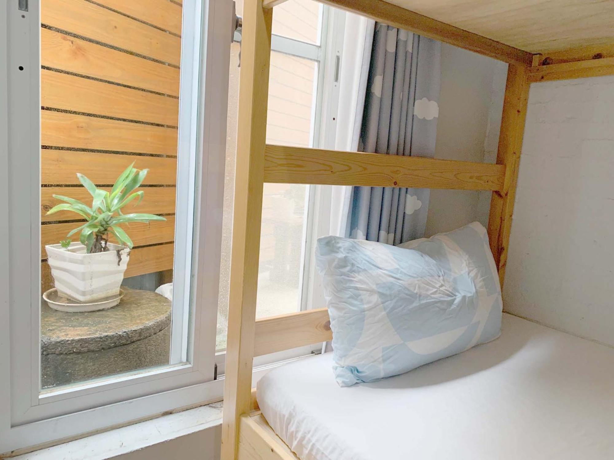 Backpackers' Hostel Taoyuan Airport Екстериор снимка
